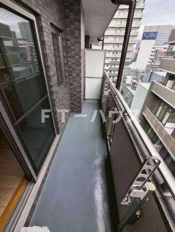 プレジール船橋本町のバルコニー