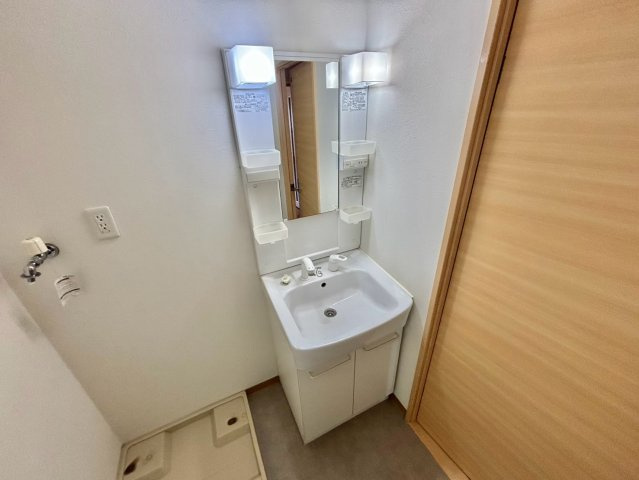 カーサフェリーチェの独立洗面台