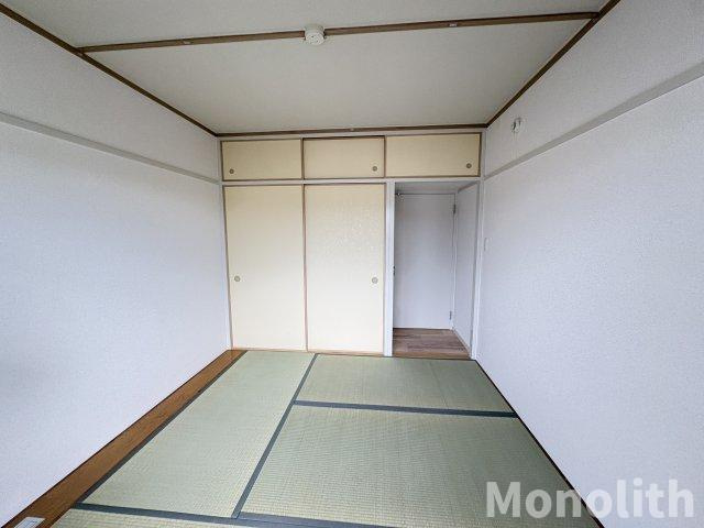 光明台15号棟の内装