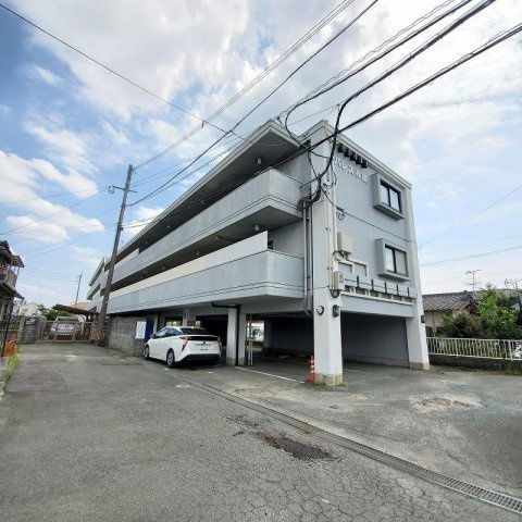 パレス長嶺の外観