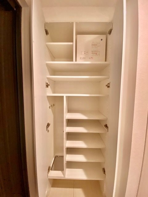 ラクラス四谷の収納|シューズボックス