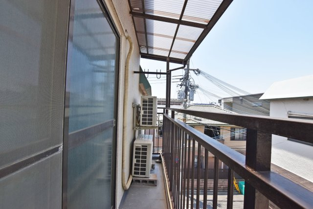 西宮市甲子園洲鳥町中古戸建｜4K＋駐車1台可のバルコニー|陽当たり・風通しも良好です。