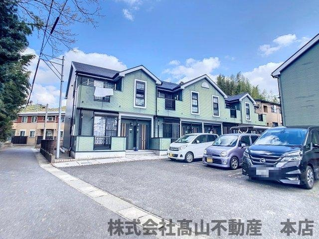 ラ・プリマヴェーラＢの駐車場