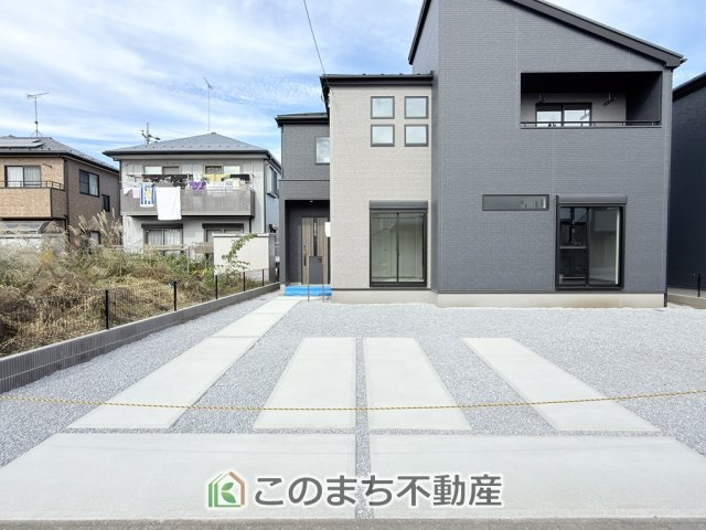 グラファーレ宇都宮市宝木本町4期の駐車場|カースペースは並列３台分ございます！