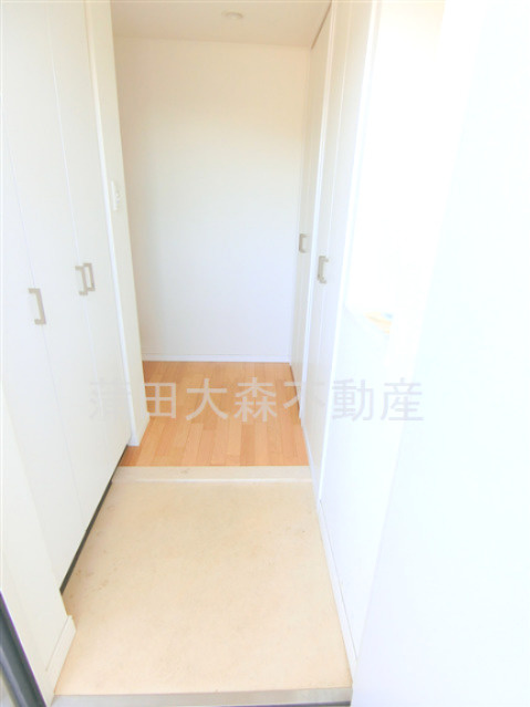 プライマル大森の玄関