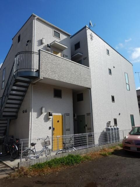 大和市鶴間１丁目のアパートの外観
