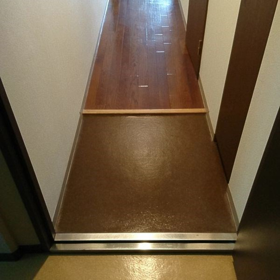 【玄関】ミラバ札幌中央