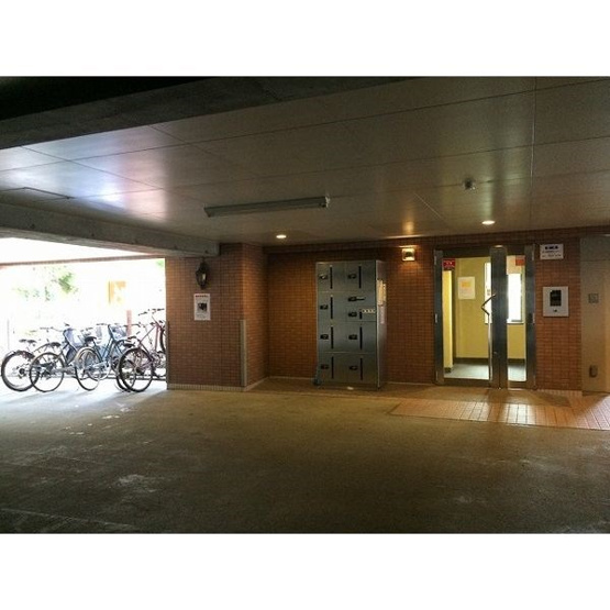 【エントランス】ミラバ札幌中央