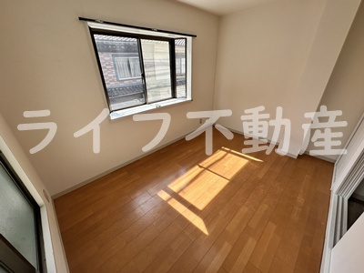 ロイヤルハイム新深江の内装|内装は落ち着いています