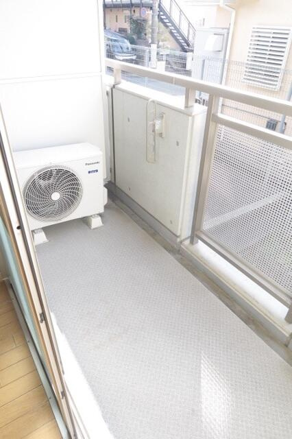 多摩市永山２丁目の賃貸マンションのバルコニー