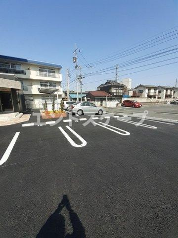 グランシャトル　高崎の駐車場|高崎、前橋のお部屋探しはエンドスケープまで！お客様の理想お聞かせ下さい♪