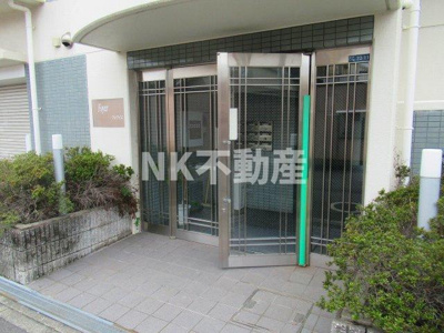 【エントランス】 | フォワイエ（俊徳道賃貸） | エントランスです