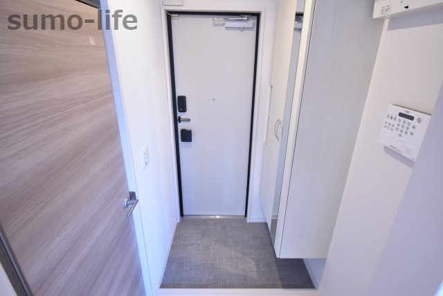 D-room塚口町の玄関