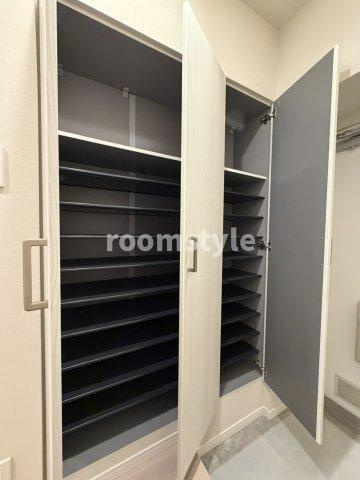 ネオコーポ南馬込の収納|シューズボックス
空室のためご都合に合わせてご内覧できます
お問合せはお電話でもお受付しております。
03-6450-5211