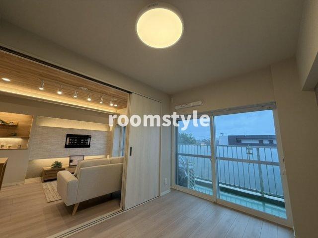 ネオコーポ南馬込の洋室|リビング横　洋室
空室のためご都合に合わせてご内覧できます
お問合せはお電話でもお受付しております。
03-6450-5211