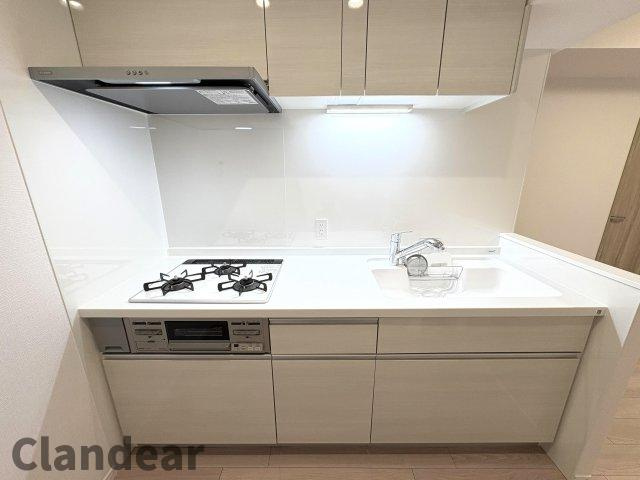 エレガントライフ松戸のキッチン|ドキドキの新生活も、安心してスタート。ぴったりの住まいを見つけませんか？クランディアが一緒に住まい選びをサポートします‼　まずは、お気軽にお問合せください　＃クランディア