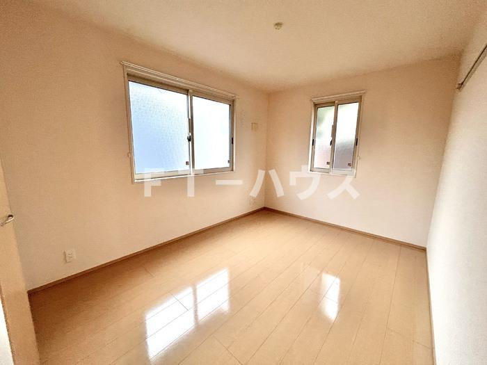 フォレストパークの洋室|東側洋室
