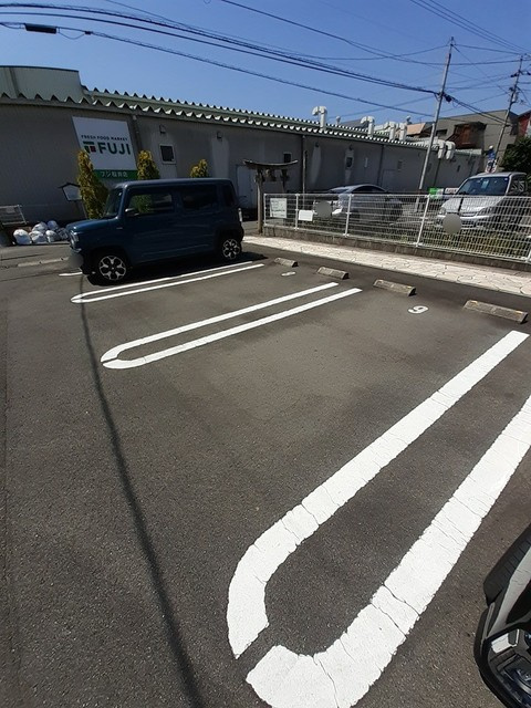 カーサ桜井町の駐車場|駐車場