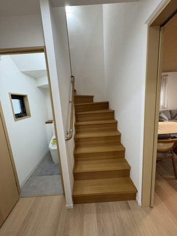 高槻市野田四丁目戸建の内装