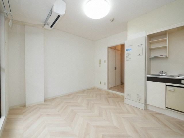 東大阪市高井田の賃貸マンションの居間・リビング