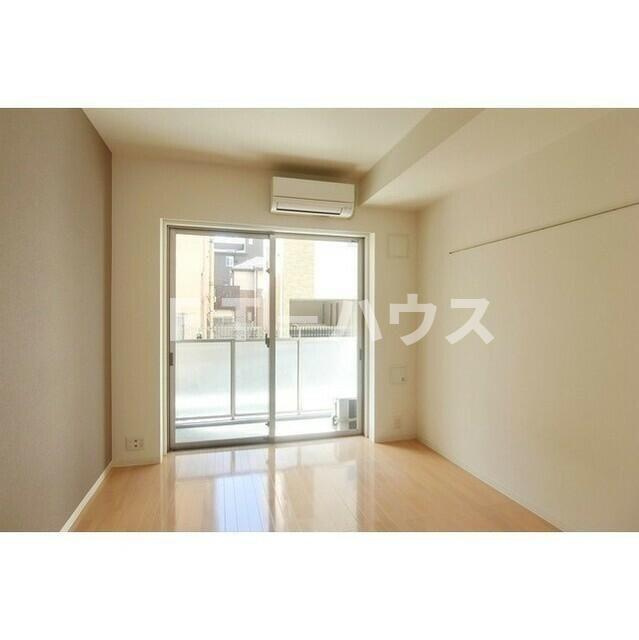 ＫＤＸレジデンス市川の居間・リビング