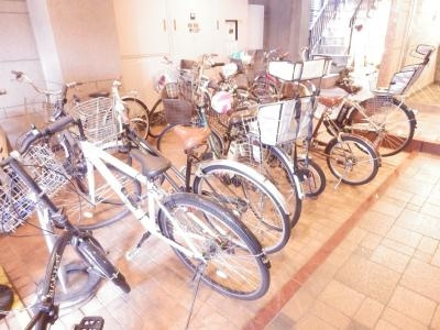 KTマンションⅡ号館の駐車場|駐輪場