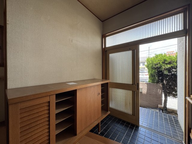神戸市西区天王山戸建の玄関