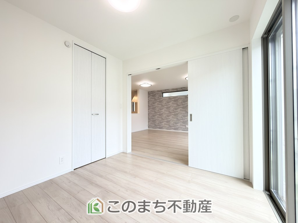 ハートフルタウン宇都宮市岩曽町1379番の洋室