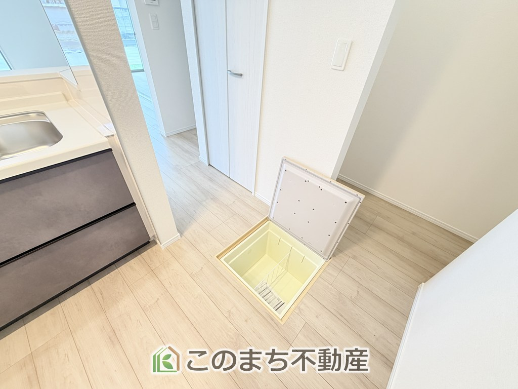 ハートフルタウン宇都宮市岩曽町1379番のキッチン