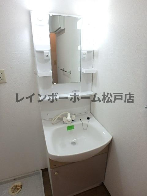 仲介手数料（賃料の1.10ヵ月）の50％OFF対象物件！の洗面所