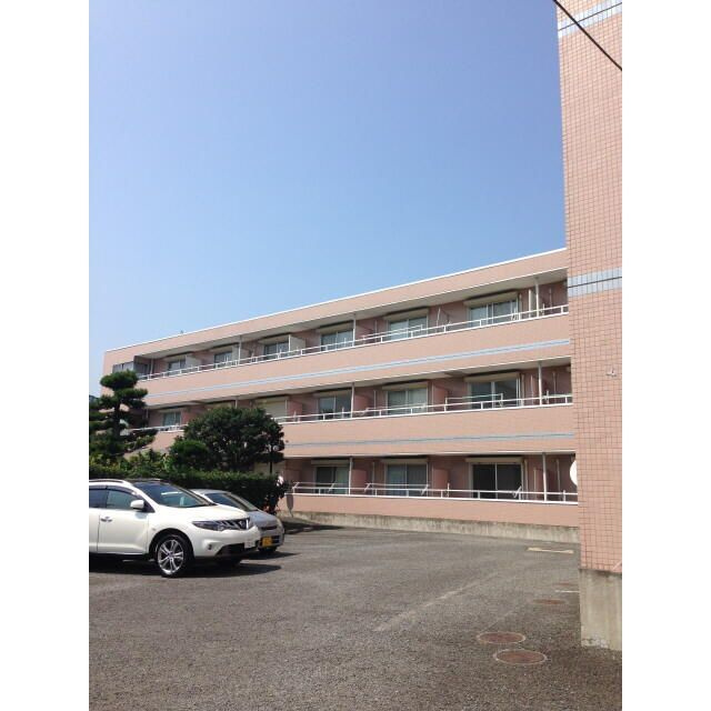 フラットＹＭ２の外観