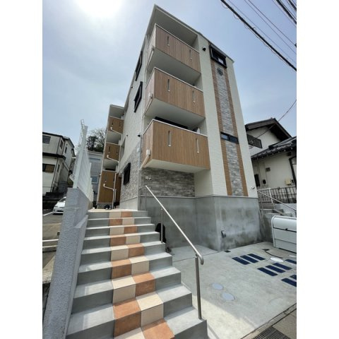 Garden Hills MATSUDOの駐車場