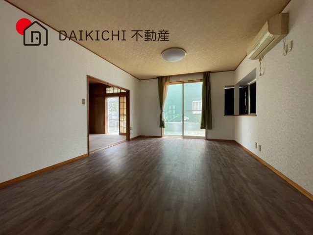 【居間・リビング】 | 羽生市南5丁目　KEM羽生市南1期　中古戸建