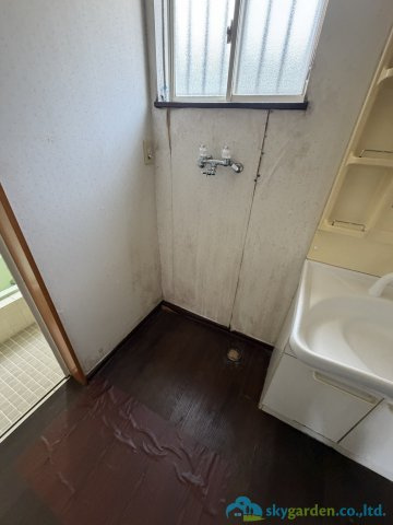 秦野市南矢名　中古戸建のランドリースペース