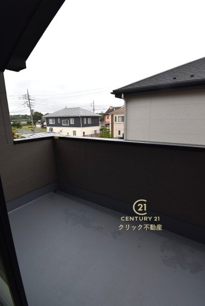 ケイアイフィット　水戸市酒門町　16期 　1のバルコニー|日当たり良好なバルコニーです。気分転換に出るだけでも、晴れた日にお洗濯物やお布団を一気に干すのも気持ちがいい♪