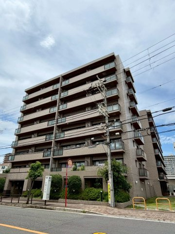 サーパス城東の外観