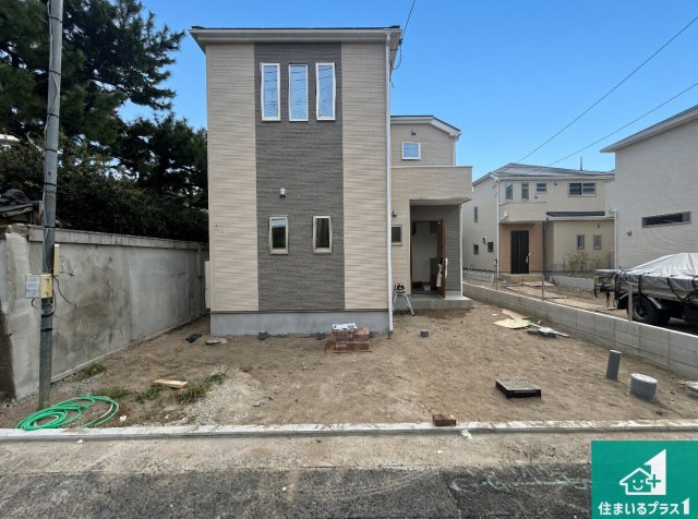 ◆堺市西区浜寺諏訪森町西　第4期　新築一戸建ての外観|現在建築中！落ち着いた街並みで新生活を始めることが出来そう！周辺の物件も併せてご紹介させて頂きます！