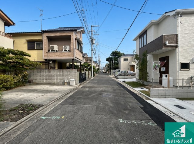 ◆堺市西区浜寺諏訪森町西　第4期　新築一戸建ての前面道路含む現地写真|周辺は落ち着いた街並みの住宅地！子育てがしやすい住環境です！まだ未完成ですが、現地でしかわからない事もございます。是非一度ご覧ください。