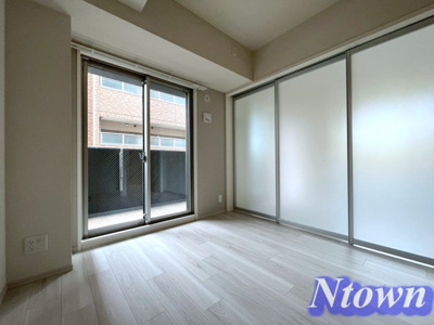【居間・リビング】 | プレサンス ロジェ 丸の内 CENTRAL CASA | ゆったり過ごせるリビングです