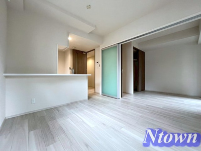 【居間・リビング】 | プレサンス ロジェ 丸の内 CENTRAL CASA | ゆったりとしたリビングです