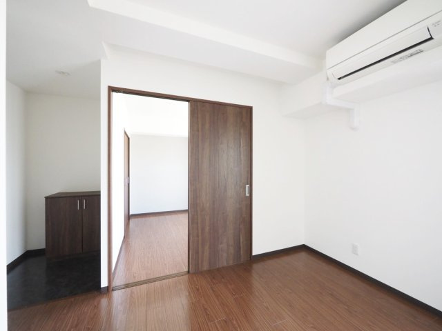 東大阪市岸田堂南町の賃貸マンションの居間・リビング