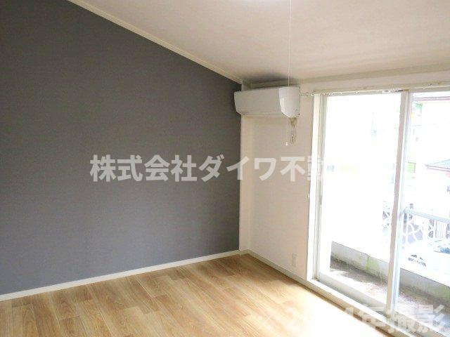 グランデュール柱の居間・リビング|LDK