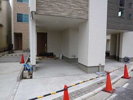 中区江波本町の駐車場