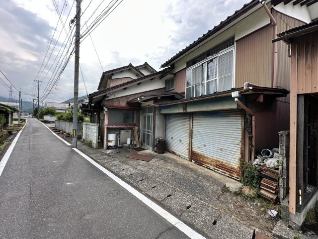 用瀬町　別府の前面道路含む現地写真