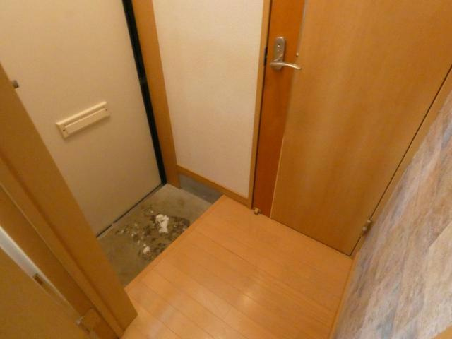 ハピネスドムス昭和の玄関