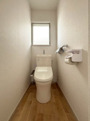熊谷市万吉　中古戸建のトイレ