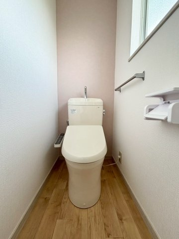 熊谷市万吉　中古戸建のトイレ