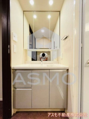 【洗面所】 | ザ・大阪レジデンス備後町 | ※同物件　別間取り　参考写真