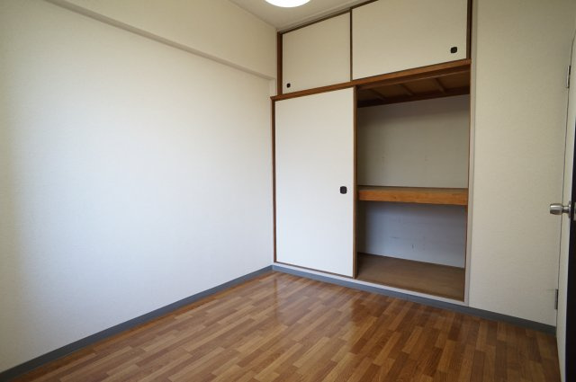 コープ野村宝塚の収納