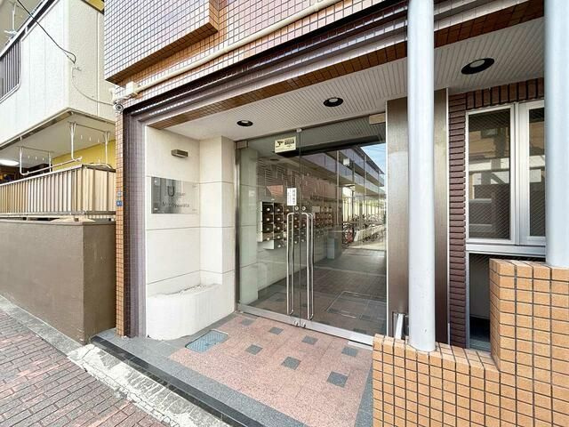 マイナビＳＴＡＹパレス本八幡（ユーコート本八幡）のエントランス